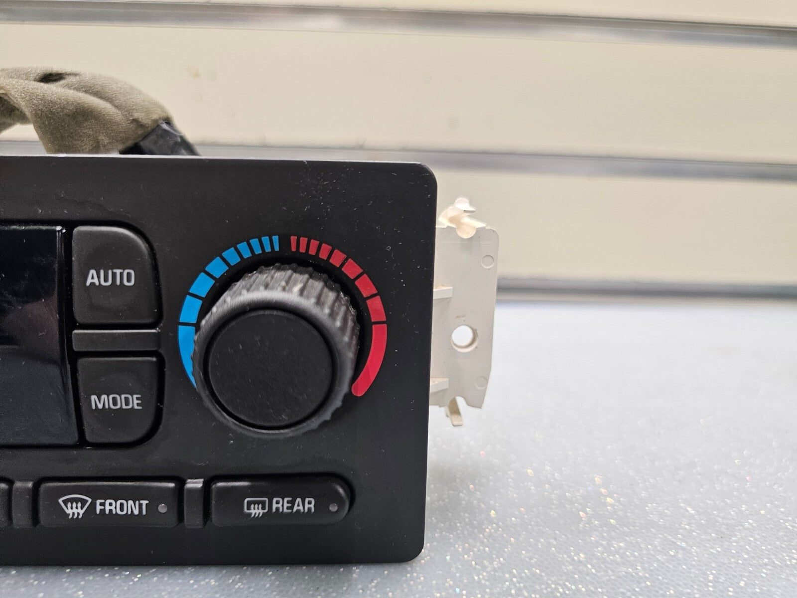 03-06 Silverado Sierra Dash Climate Heater Temperature Control Air Conditioning