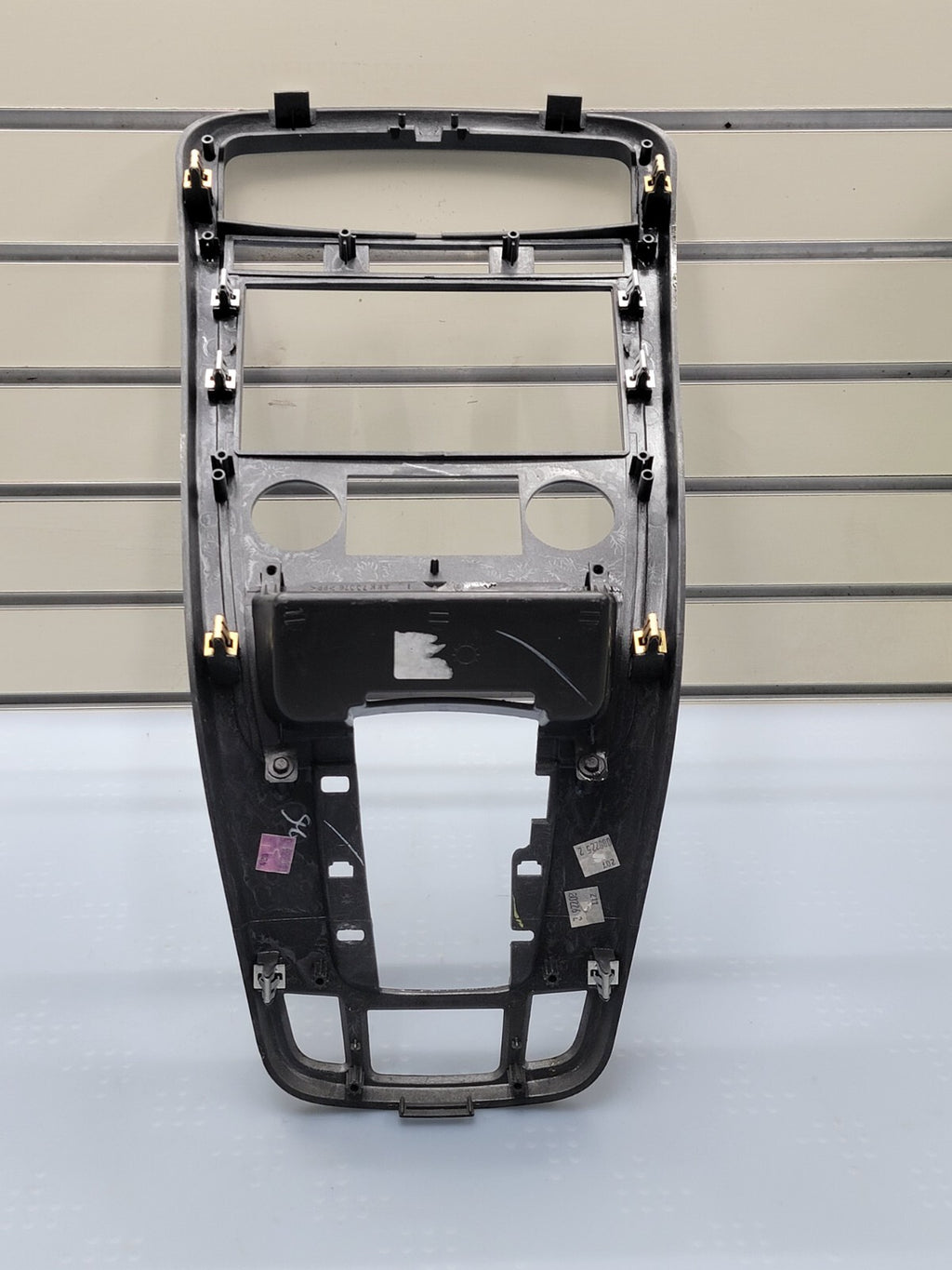 07-09 Chevrolet Equinox Center Dash Radio Climate Bezel Surround Trim silver