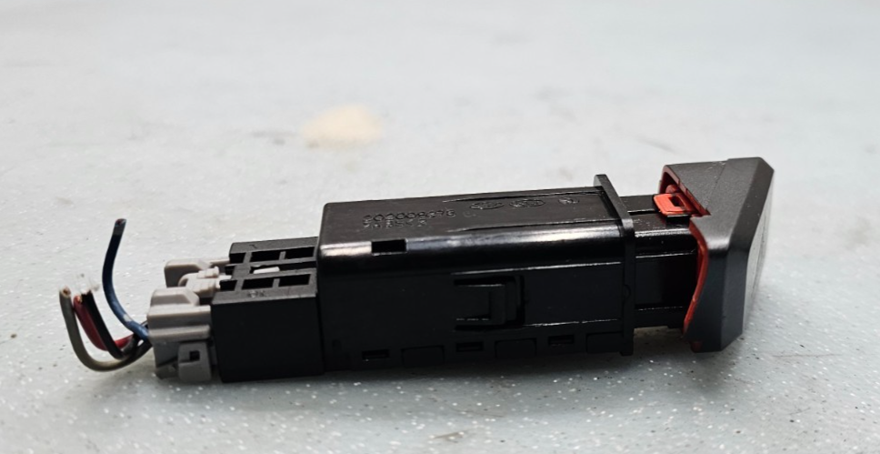 🔥11-14 HYUNDAI SONATA GLS HAZARD Emergency Flasher Switch Assembly Black OEM