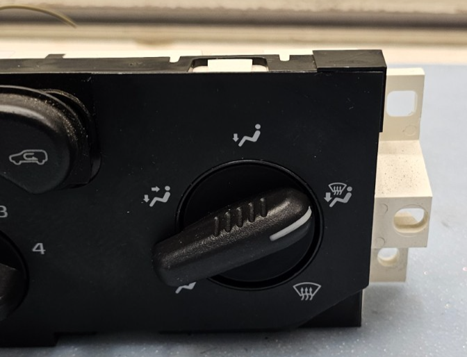 🔥04-12 Colorado Canyon Dash AC Heater Temperature Climate Control Conditioner