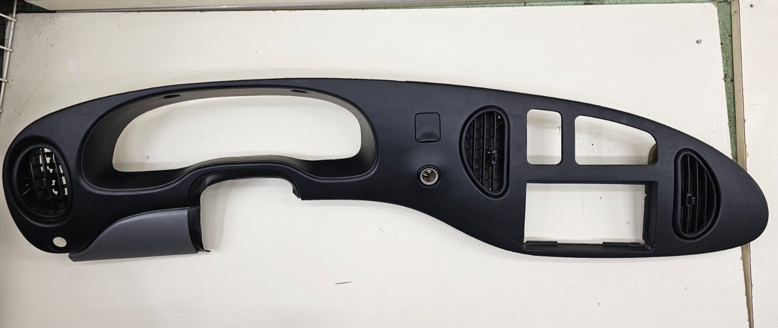 🔥97-03 Ford E-150 Econoline Dash Instrument Cluster Bezel Climate Radio Black