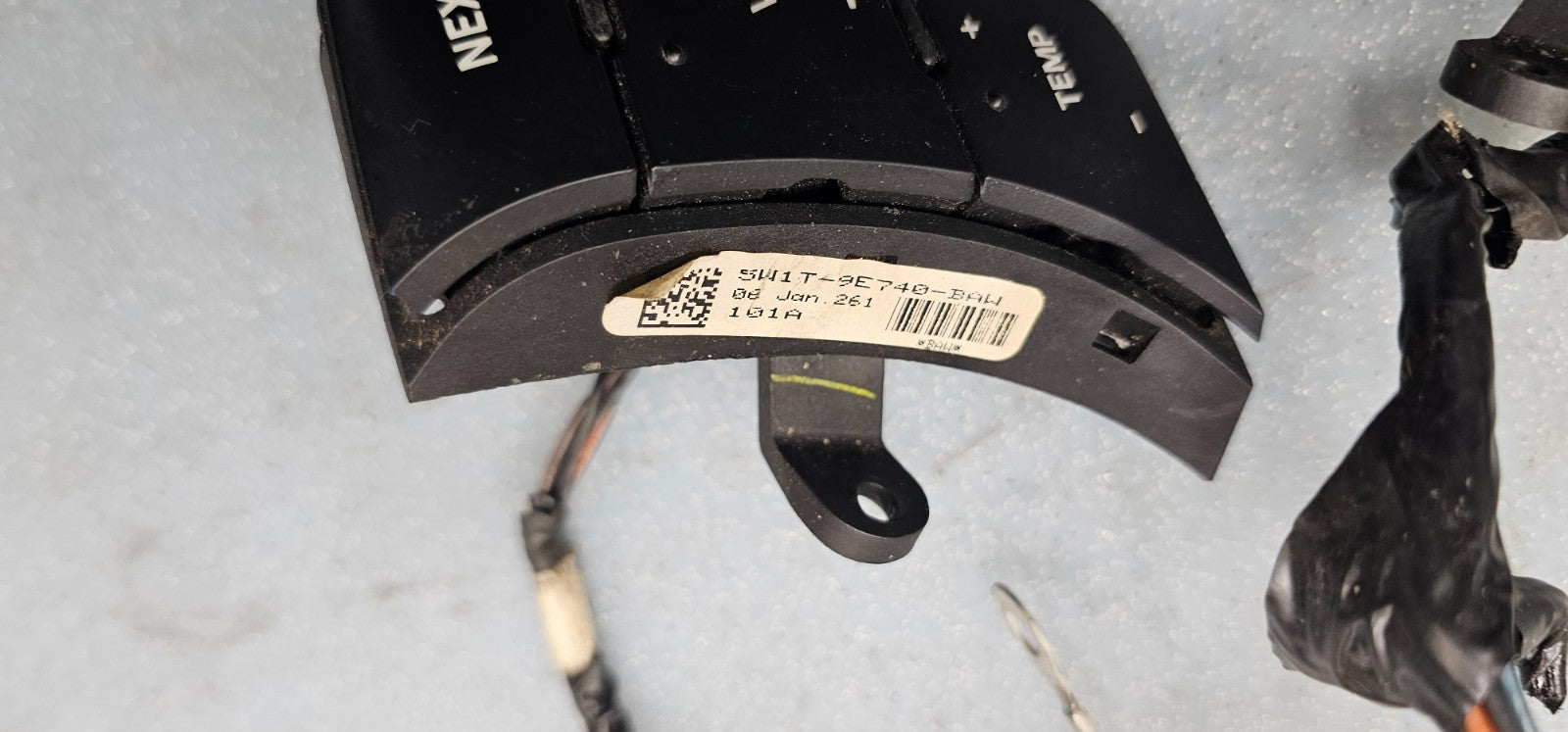 🔥05-11 CROWN VICTORIA GRAND MARQUIS STEERING COLUMN WHEEL CRUISE SWITCH OEM