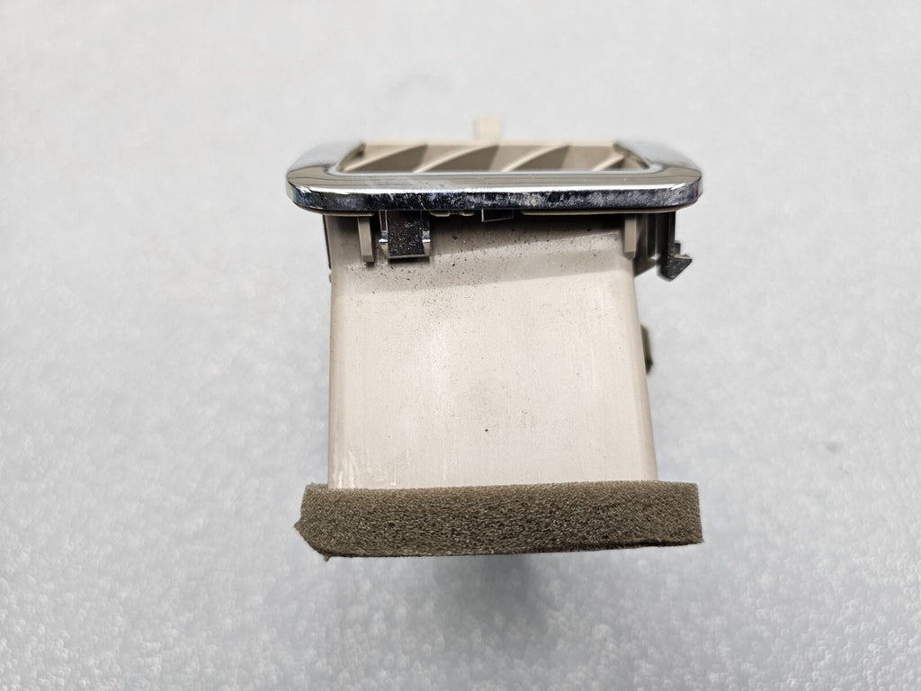 🔥2008-2012 Ford Escape Driver Left Front Air Dash Vent TAN/SILVER VT9