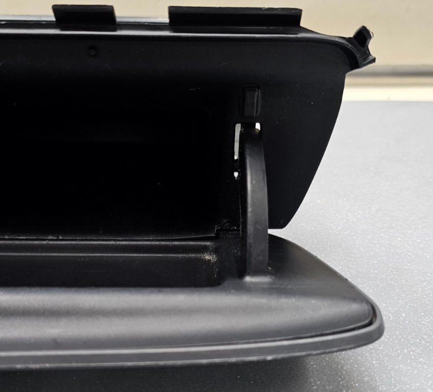 🔥05-07 Honda Odyssey Front Center Dash Console Pocket Storage Black