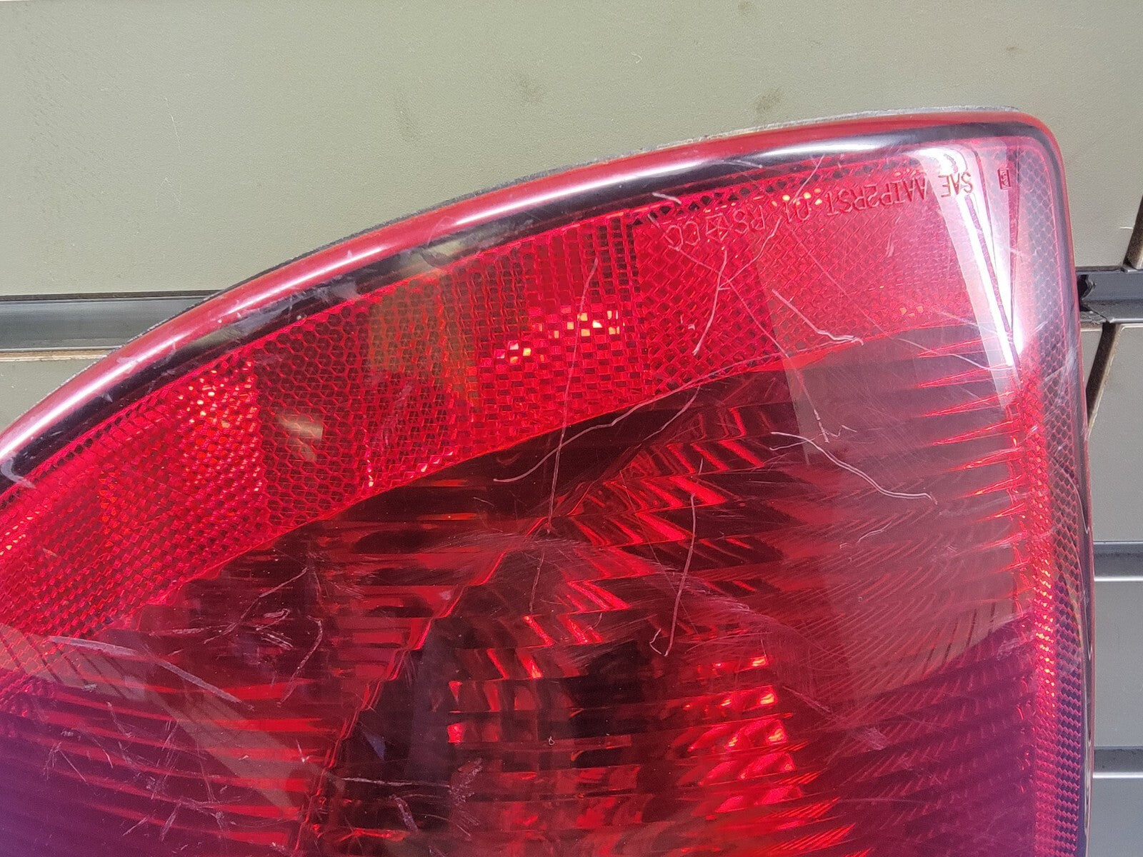 🔥04-07 chrysler Town Country Dodge Grand Caravan Passenger Tail light Assembly