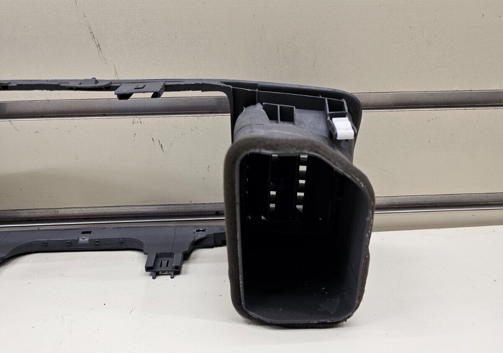 🔥03-08 TOYOTA COROLLA CENTER DASH RADIO STEREO BEZEL TRIM PANEL OEM BLACK B28