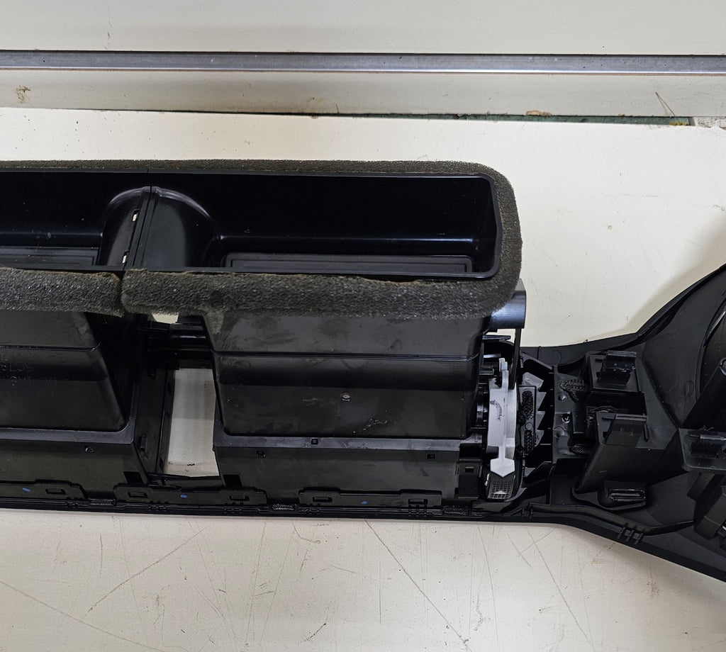 🔥11-14 Volkswagen Jetta Speedometer Instrument Cluster Dash Bezel Air Vent Trim