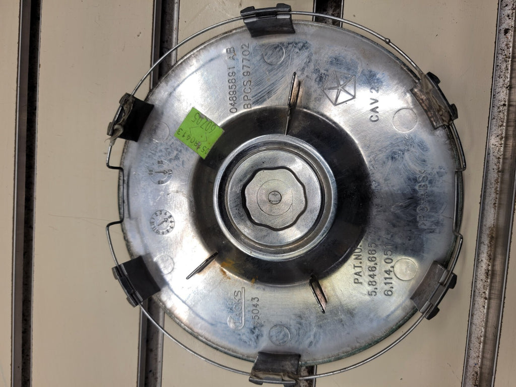 🔥2005-2006 CHRYSLER 300 CENTER HUB CAPS CHROME OEM