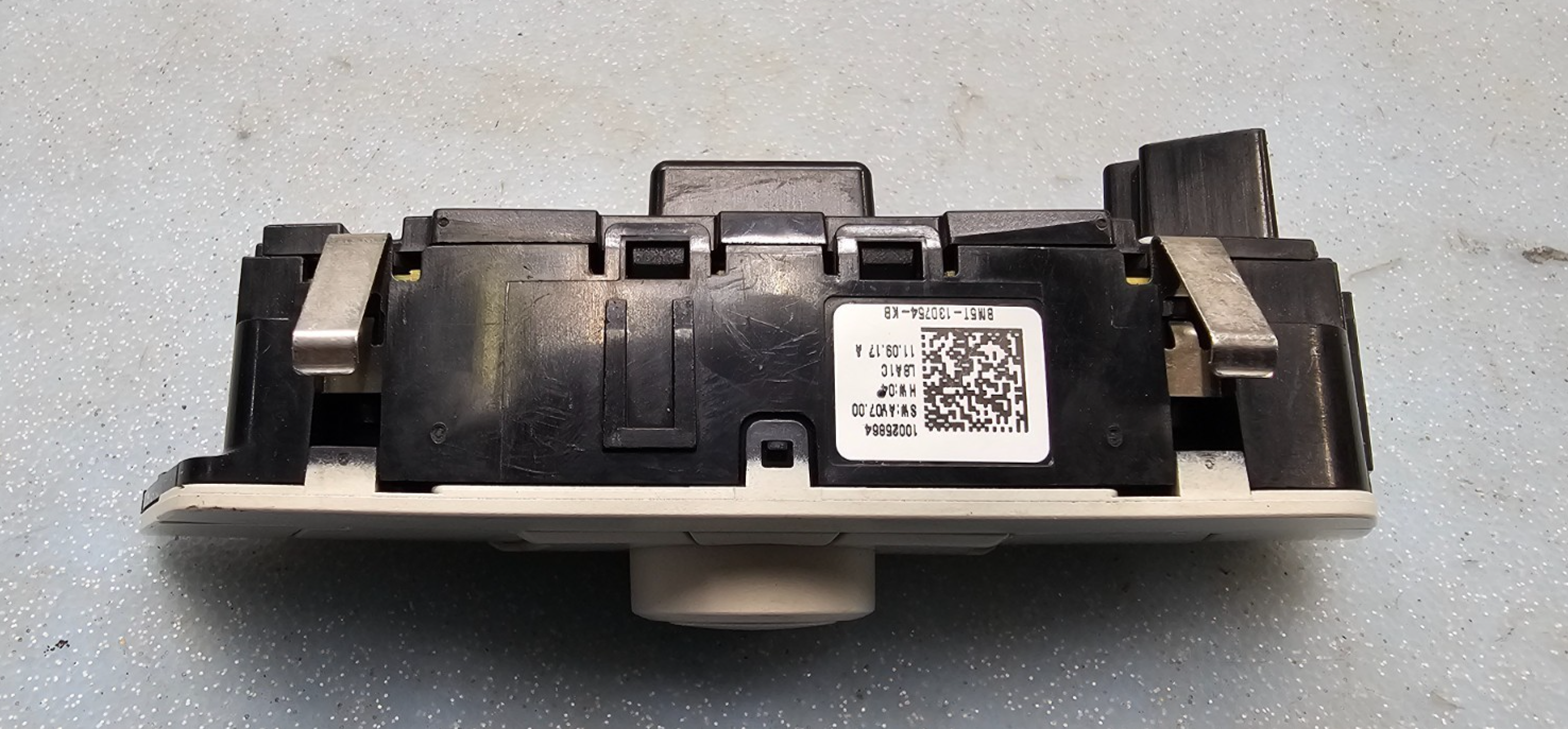 🔥12-18 Ford Focus C-Max Escape Overhead Console w/Sunroof Switch