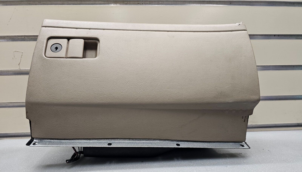 94-99 Buick LeSabre Dash Glove Box Board Lid Storage Compartment Cover Lock Tan