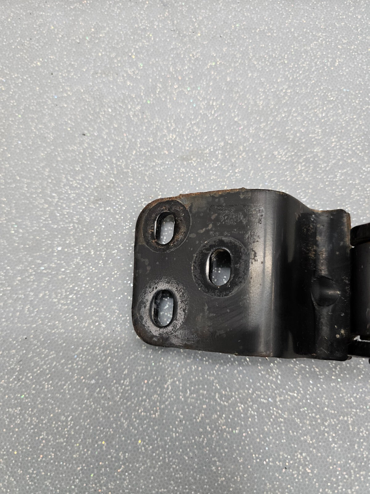 🔥1995-2005 Chevy Astro / GMC Safari Middle Sliding Door Arm Roller Hinge