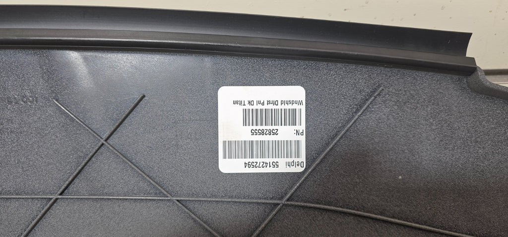 07-13Chevy SILVERADO GMC SIERRA Windshield DEFROSTER Dash Center Panel Cowl GRAY