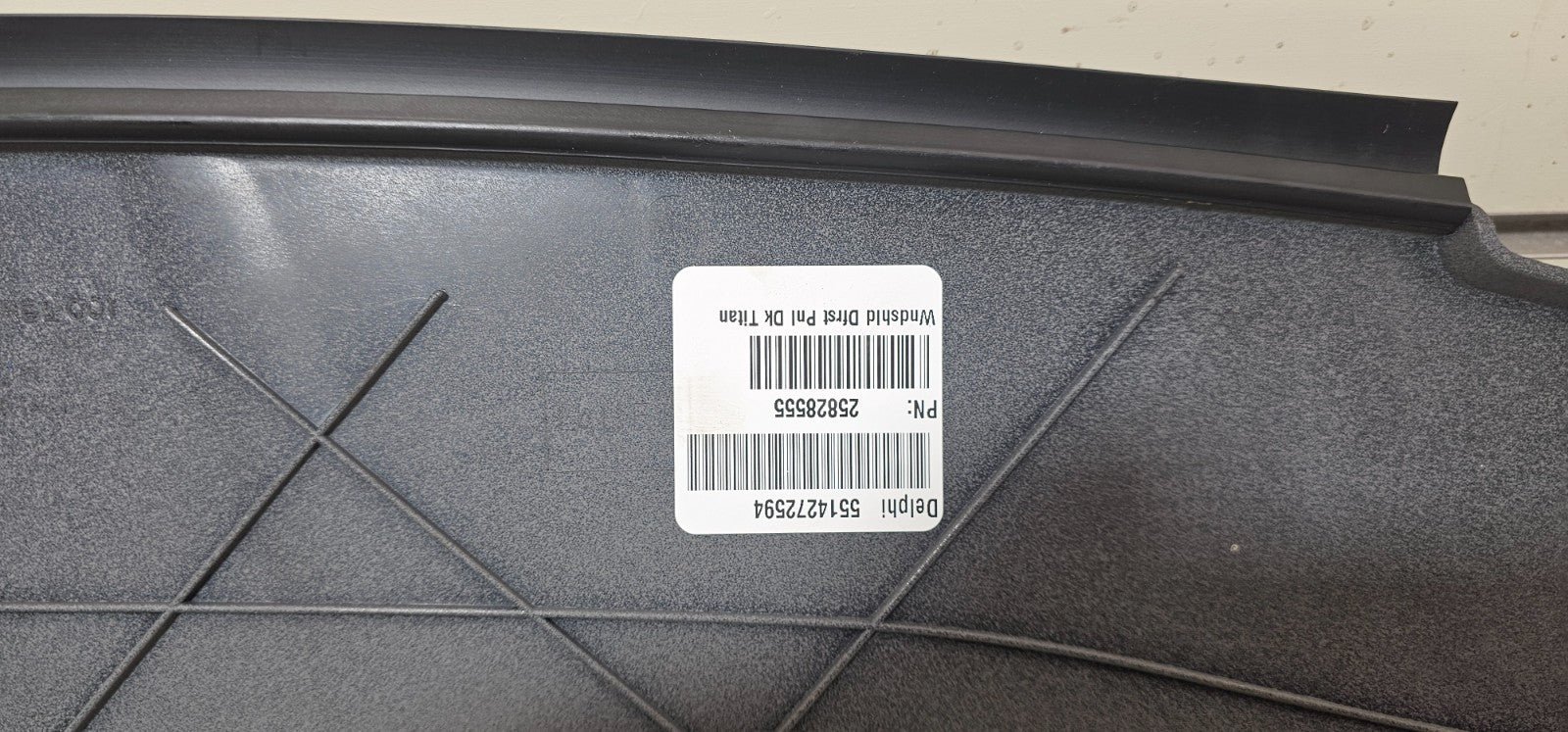 07-13Chevy SILVERADO GMC SIERRA Windshield DEFROSTER Dash Center Panel Cowl GRAY