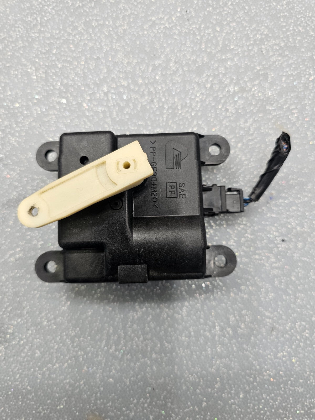 🔥00-03 Nissan Maxima Mode Door Actuator Assembly AC Climate Heater Regulator