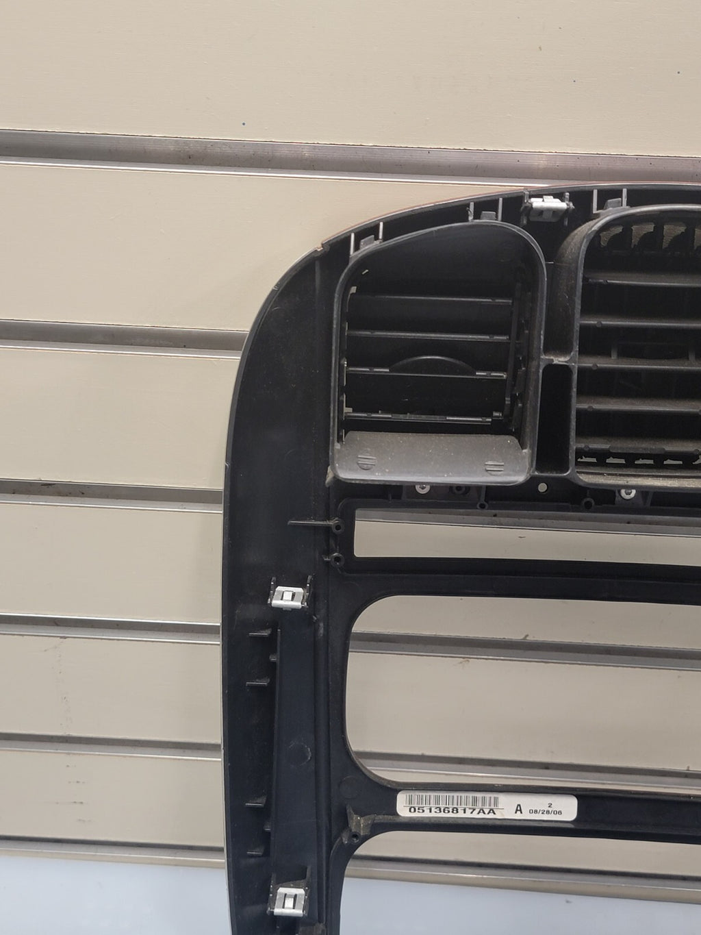🔥01-07 Dodge Caravan Town & Country dash radio climate TRIM bezel woodgrain