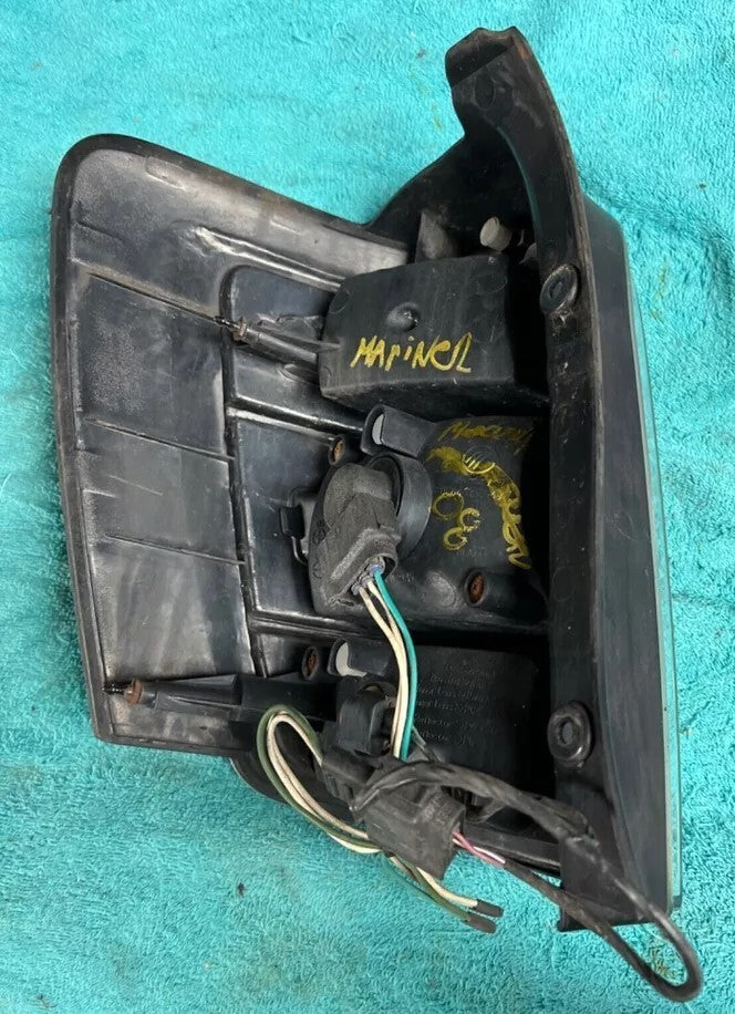 🔥08-11 Mercury Mariner Passenger right side Tail Brake Stop Light Lamp OEM