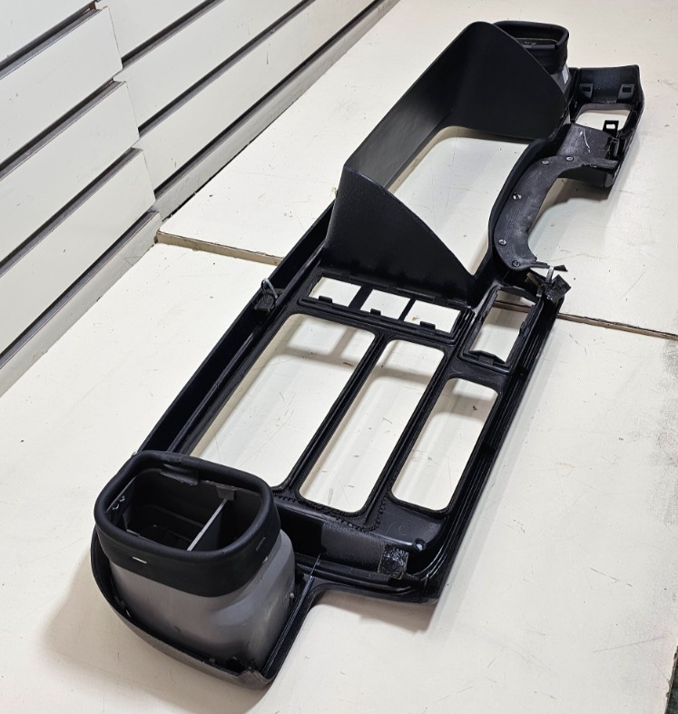 95-99 CHEVY GMC TRUCK CK Dash Instrument Cluster Speedometer Bezel Gray/Black C3