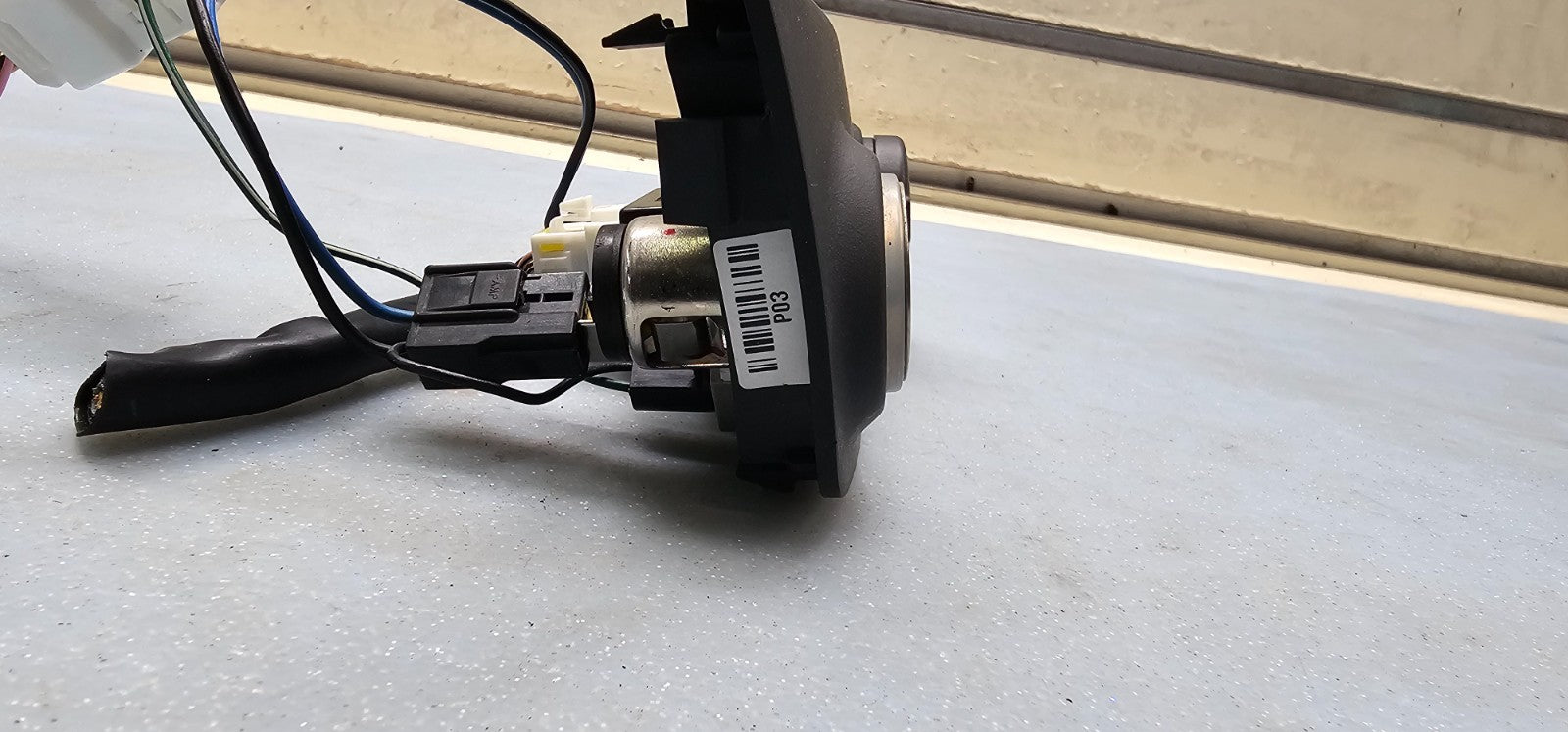 🔥2006-2011 ACCENT ELANTRA AUX JACK INPUT ADAPTER 12V TRIM PANEL BLACK OEM