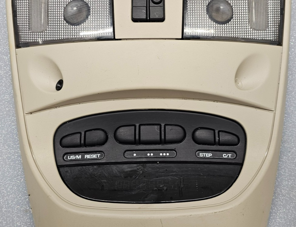 🔥06-07 Durango Dakota Overhead Console Roof Dome Light Storage Compartment Tan