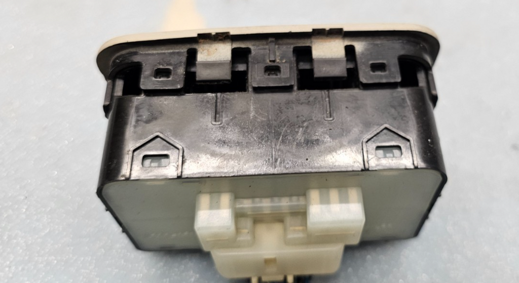 🔥05-09 Subaru Legacy Outback Heated Seat Switch Control Tan Ivory OEM