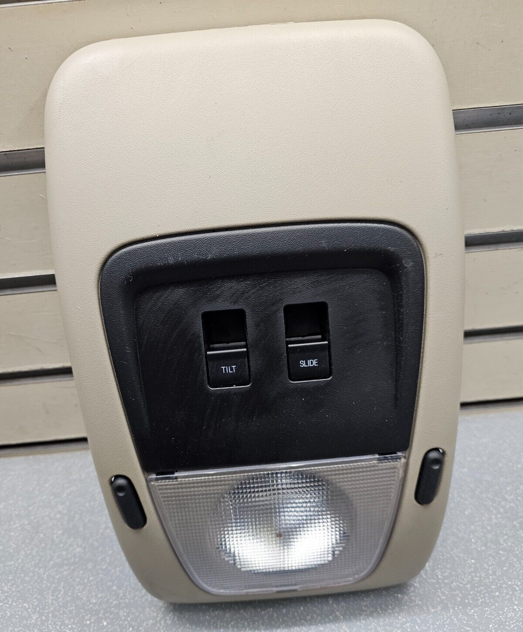🔥02-10 Explorer Mountaineer Overhead Console Dome Map Light Storage Sunroof Tan