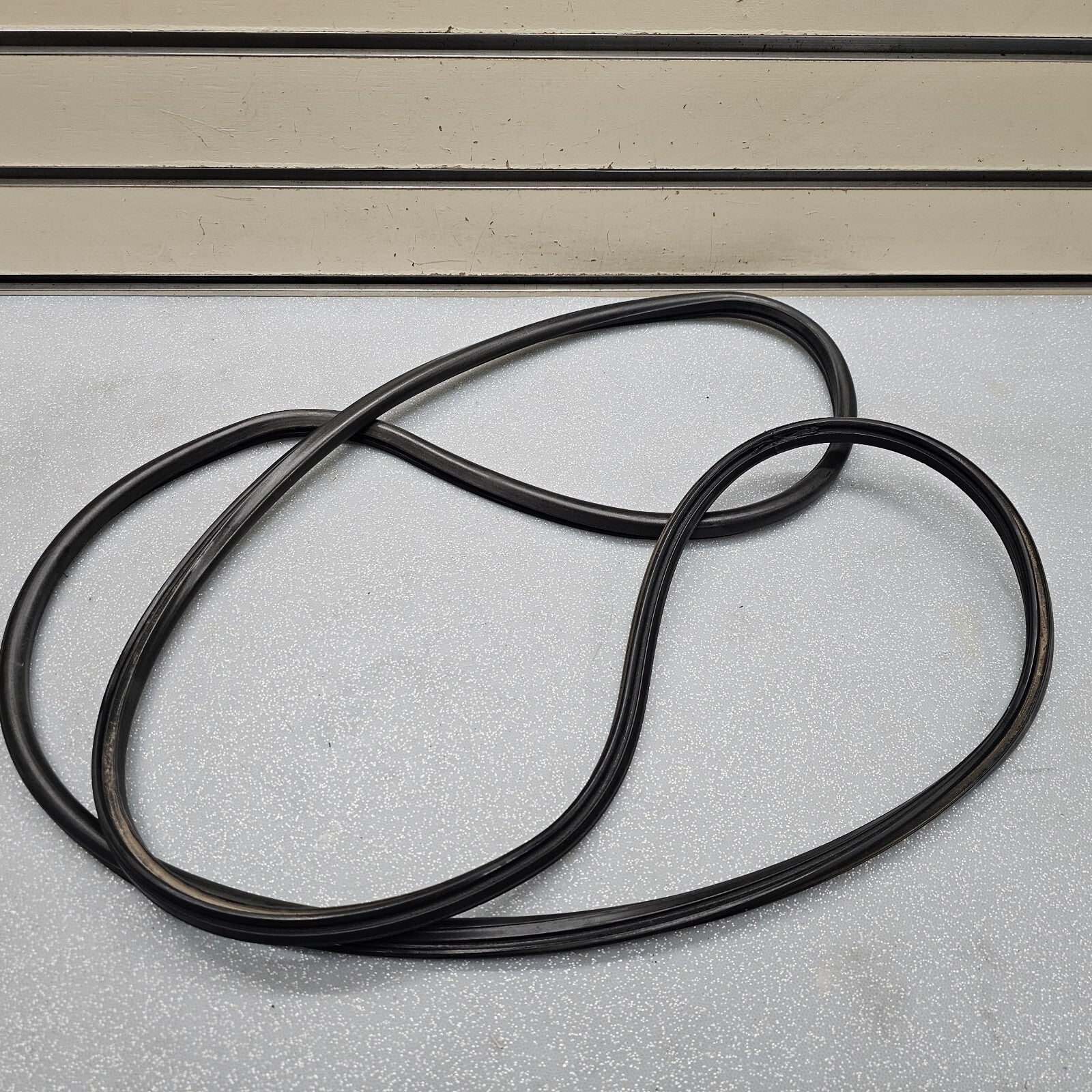 🔥99-06 Cadillac Chevrolet GMC Sunroof Moonroof Glass Plastic Seal OEM