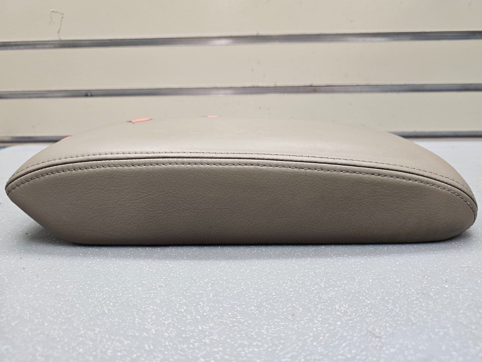 🔥02-06 CAMRY SOLARA LEXUS ES330 CENTER CONSOLE LID ARM REST COVER ASSEMBLY GRAY