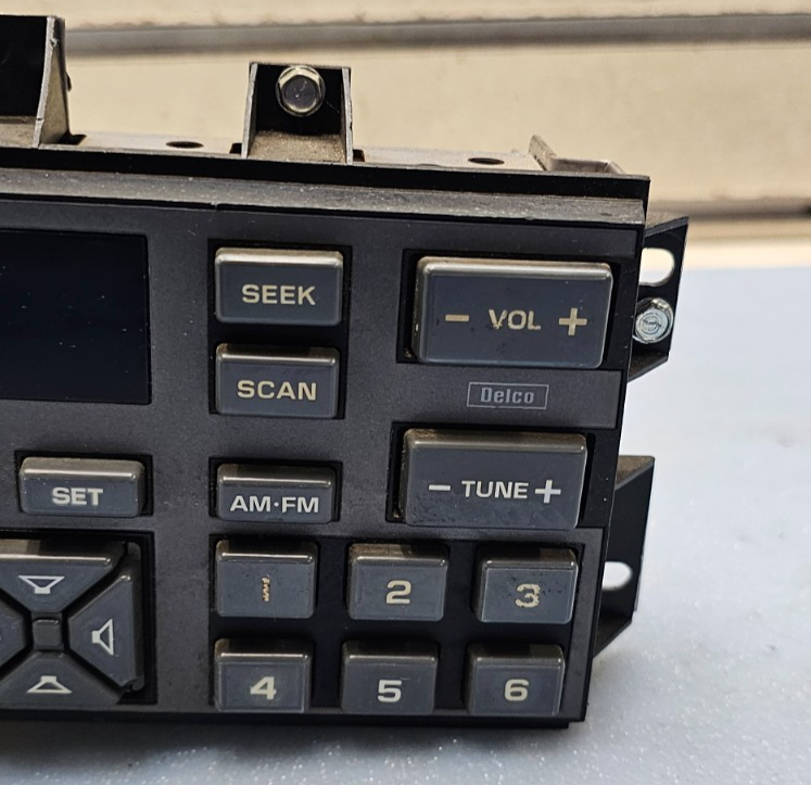 🔥88-94 Chevy GMC Truck AM/FM Radio Receiver Display Stereo Audio OEM Original