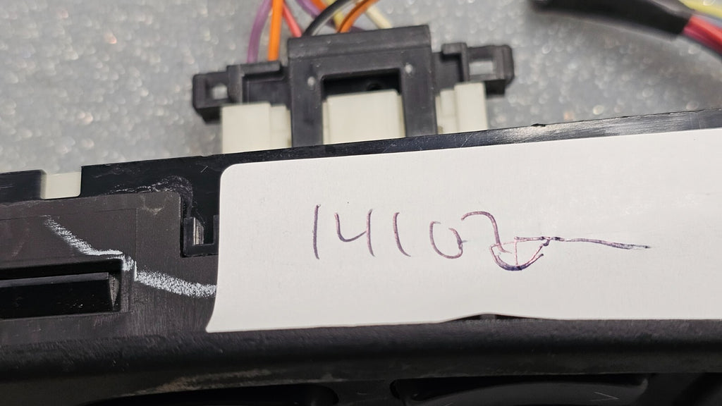 98-04 Deville Seville Left Driver Master Window Door Power Switch Assembly Black