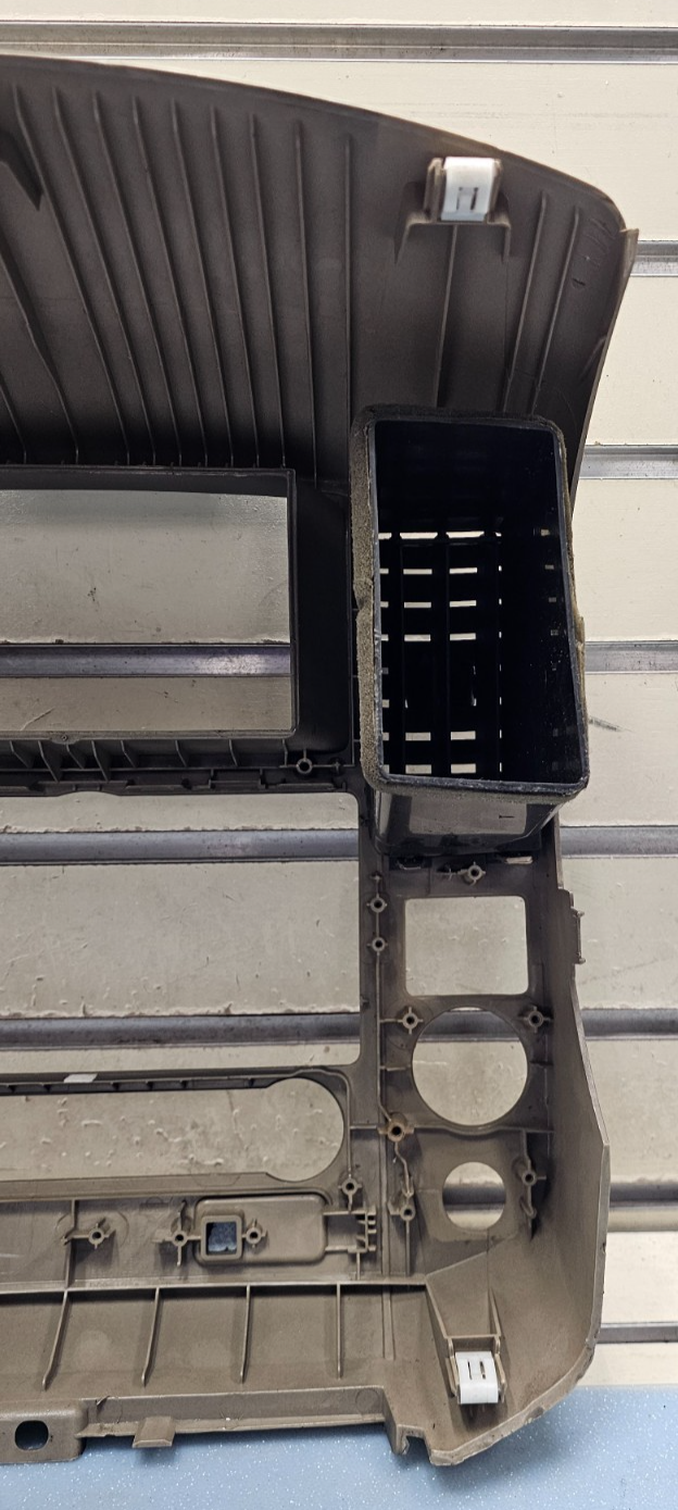 🔥2008–2012 Nissan Pathfinder Radio & Climate Control Dash Bezel  OEM