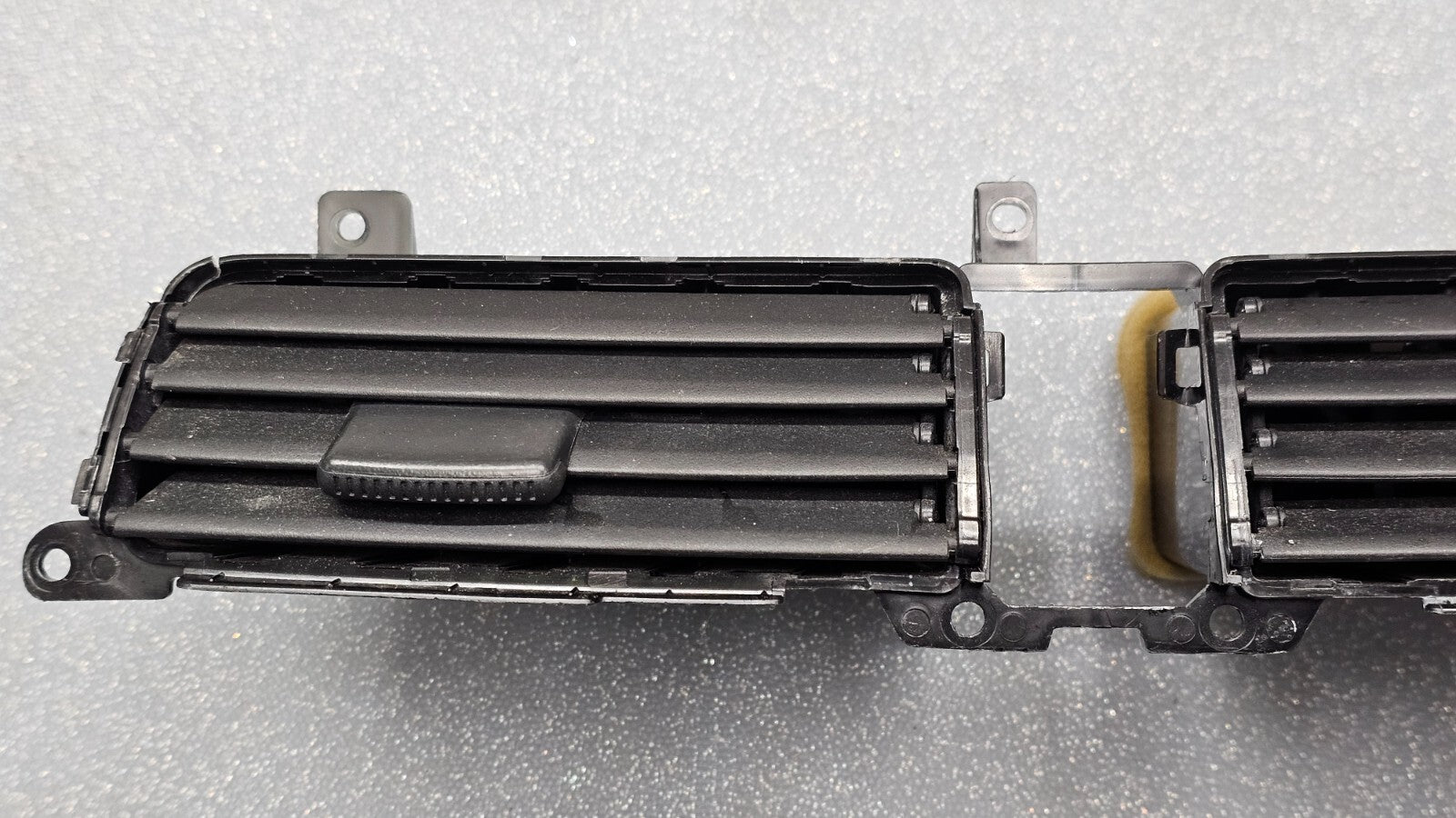 🔥08-12 Honda Accord Middle Center Dash Air Vent Heater Conditioning Black OEM