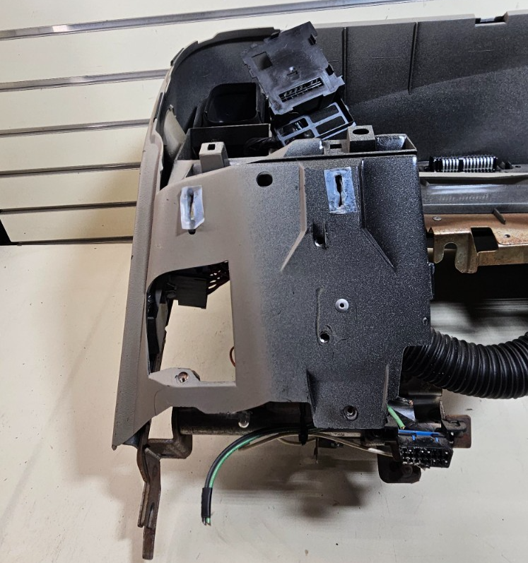 🔥95-99 CHEVY GMC SILVERADO CK Dashboard DASH CORE Frame Mount Assembly Tan DB2