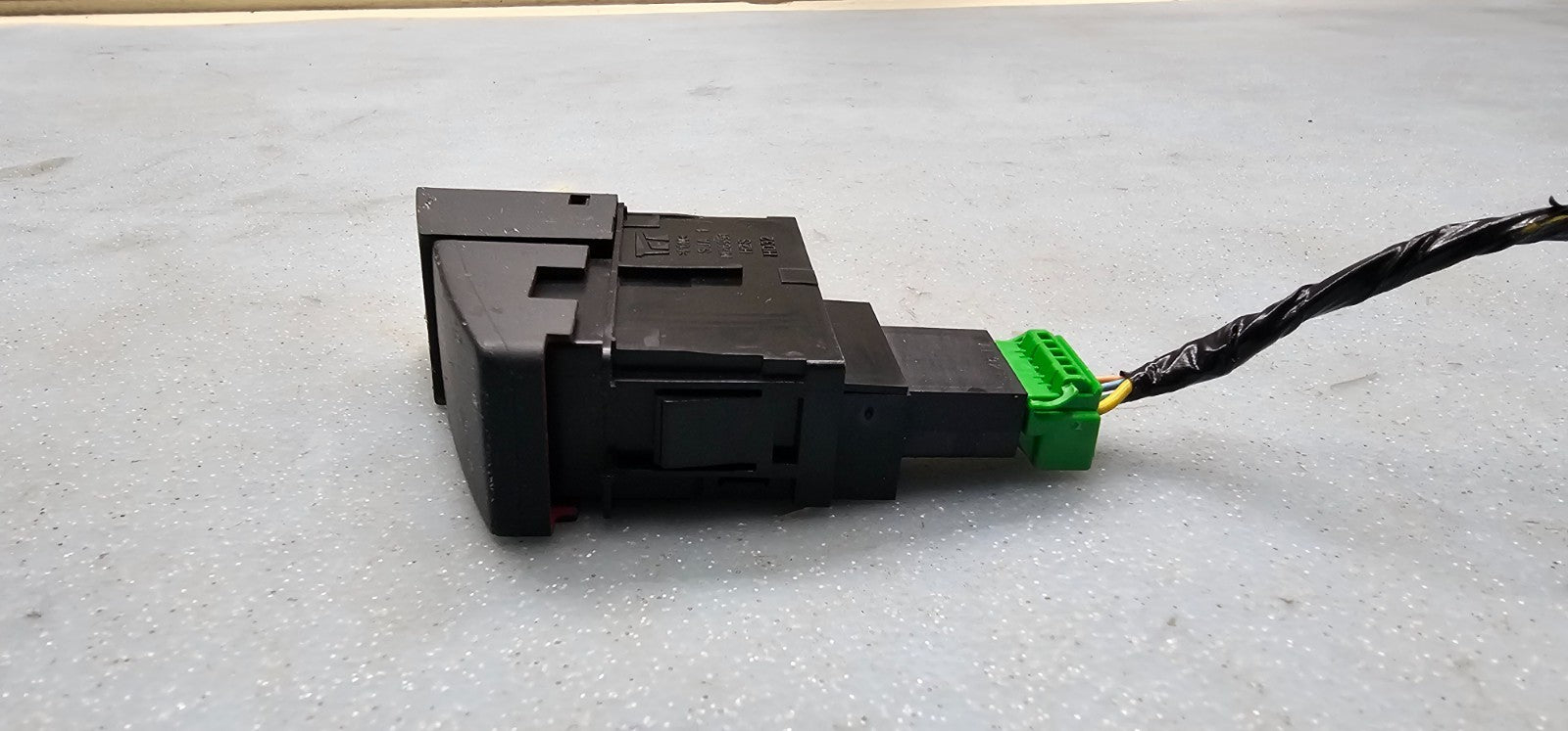 🔥2005-2007 Acura RL Hazard Emergency Flasher Switch Control OEM BLACK