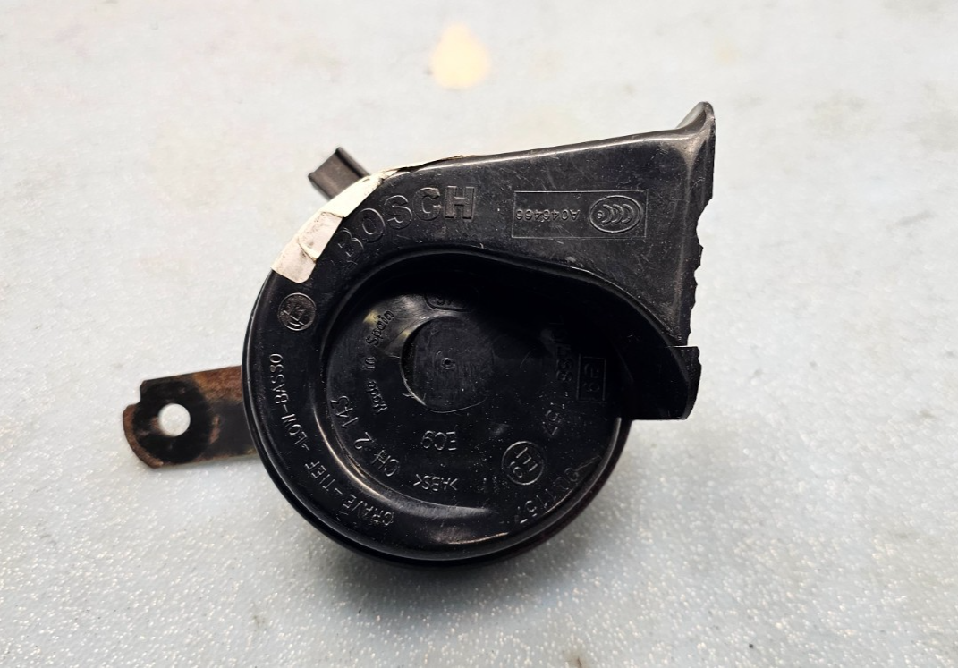 🔥11-16 Chrysler Town country Low Tone Note Horn Alarm Signal Assembly OEM