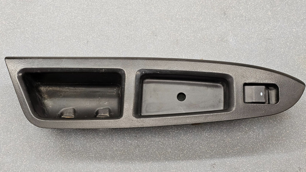 🔥06-08 Chevy Impala Right Passenger Power Window Switch Bezel Assembly Black