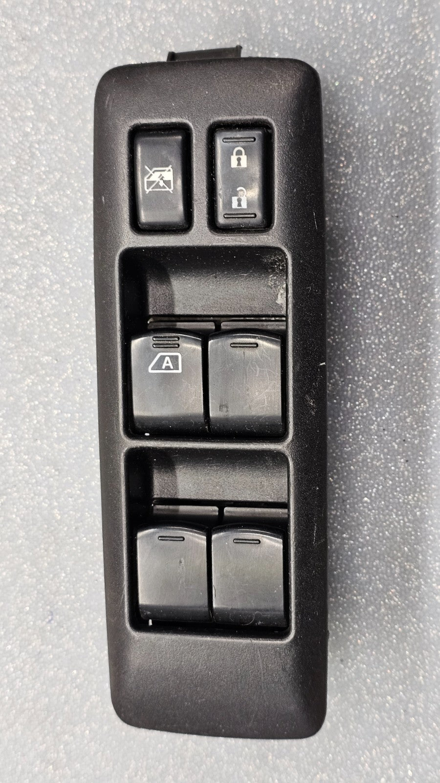 11-15 NISSAN ROGUE FRONT LEFT DRIVER MASTER POWER WINDOW SWITCH ASSEMBLY BLACK