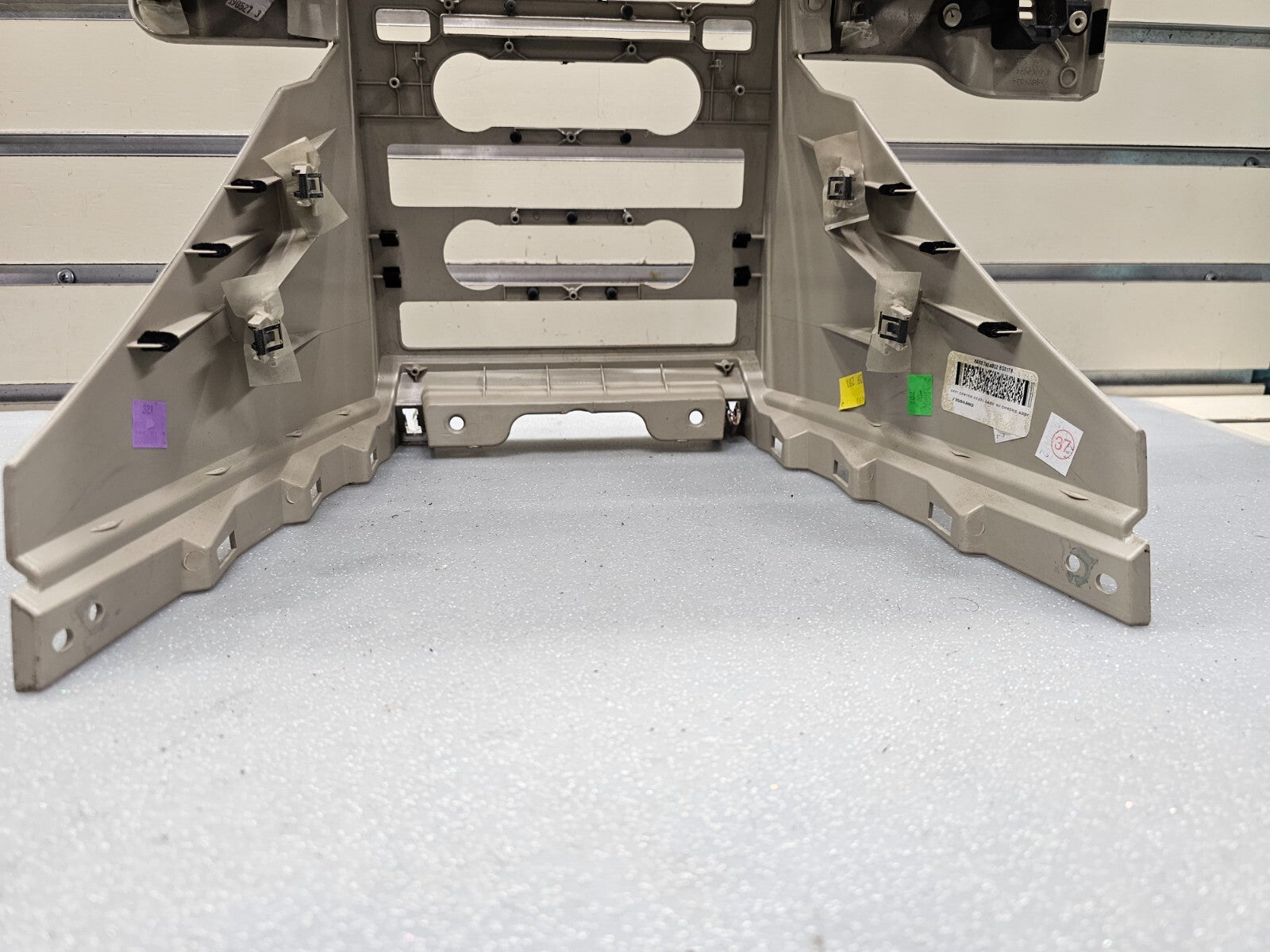 🔥09-12 FORD FLEX FRONT CENTER DASH RADIO CLIMATE SURROUND BEZEL TRIM SILVER OEM