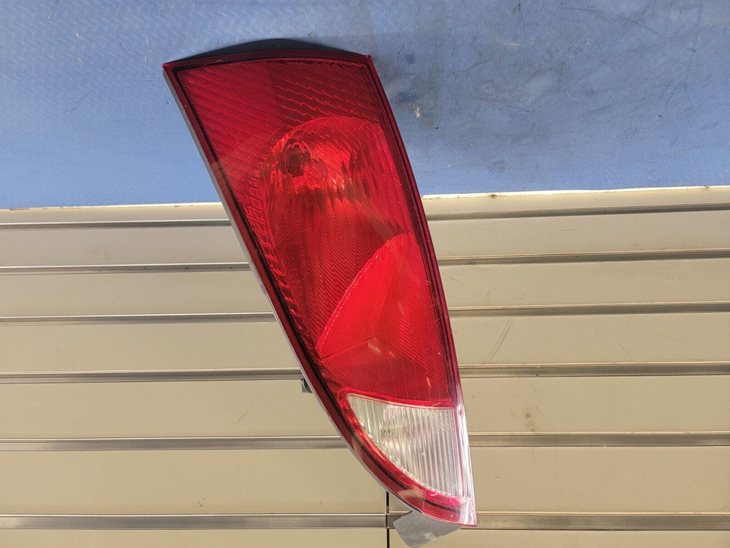 🔥00-07 FORD FOCUS Driver Left Tail Light Hatchback Assembly 3-Door Fits Chrome