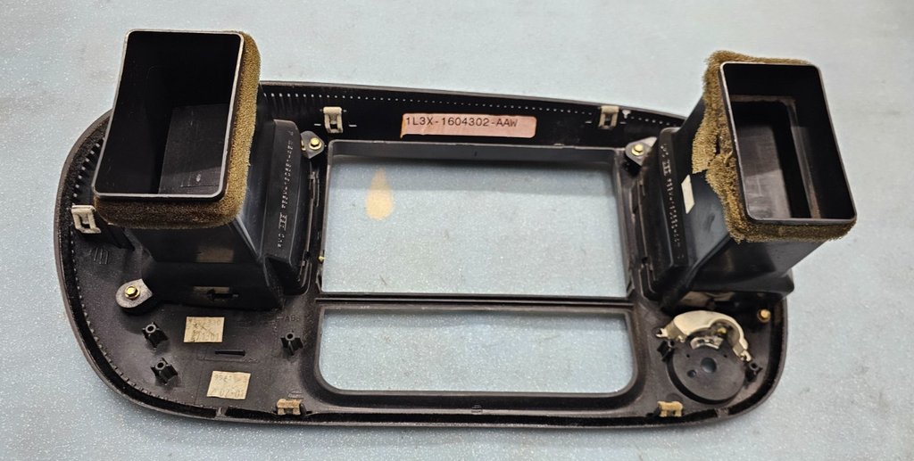 🔥97-03 Ford F150 F-150 Dash Radio Stereo Climate BEZEL Trim Panel Line GRAY B1