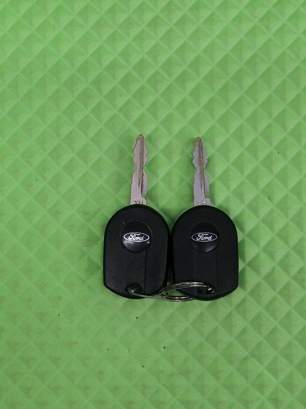 🔥2008-2015 Ford Edge Car Remote Key Fob X2