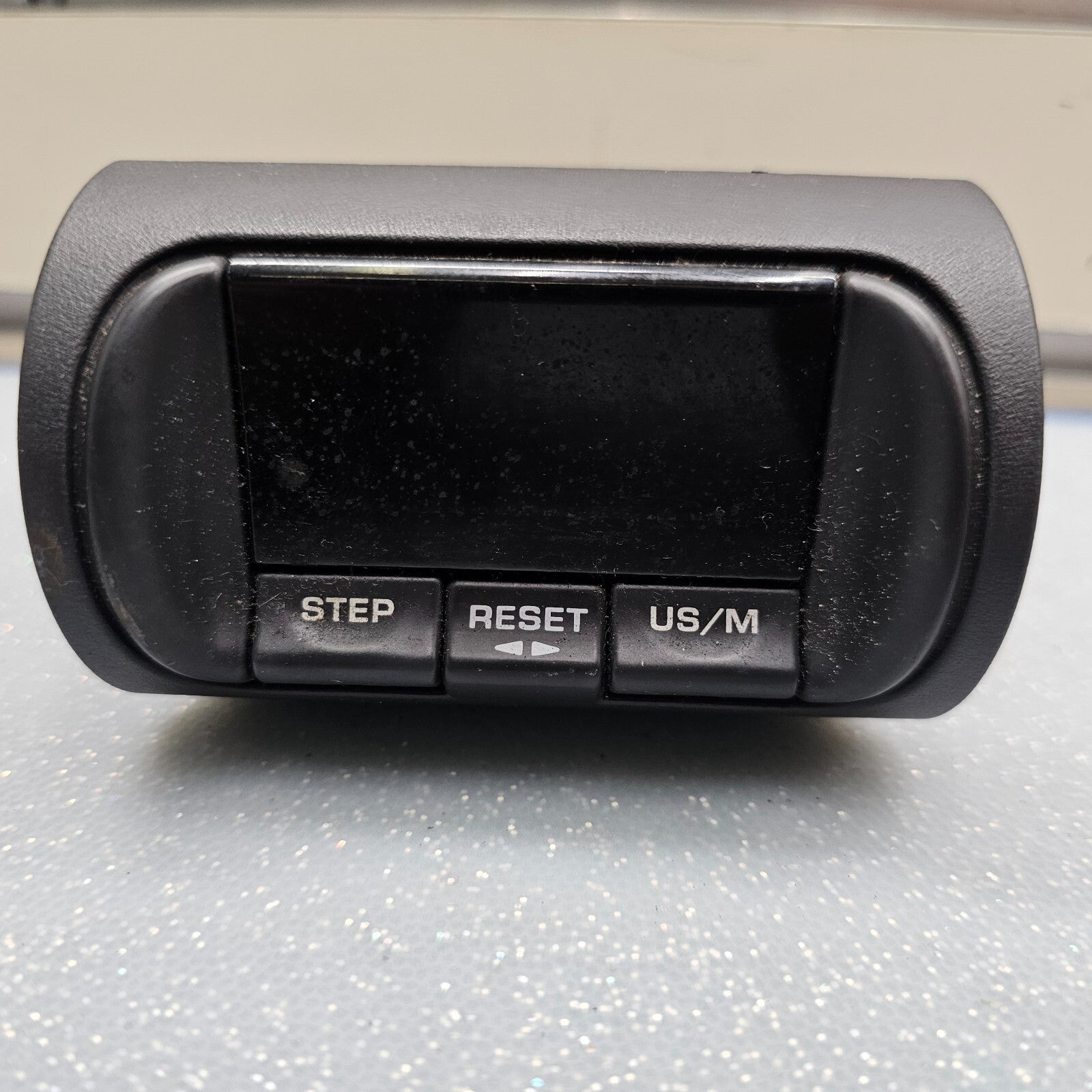 🔥2001-2006 CHRYSLER SEBRING/DODGE STRATUS INFORMATION CLOCK TRIP DISPLAY SCREEN
