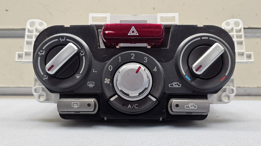 09-13 Subaru Forester Dash AC Heater Temperature Climate Control Air Conditioner