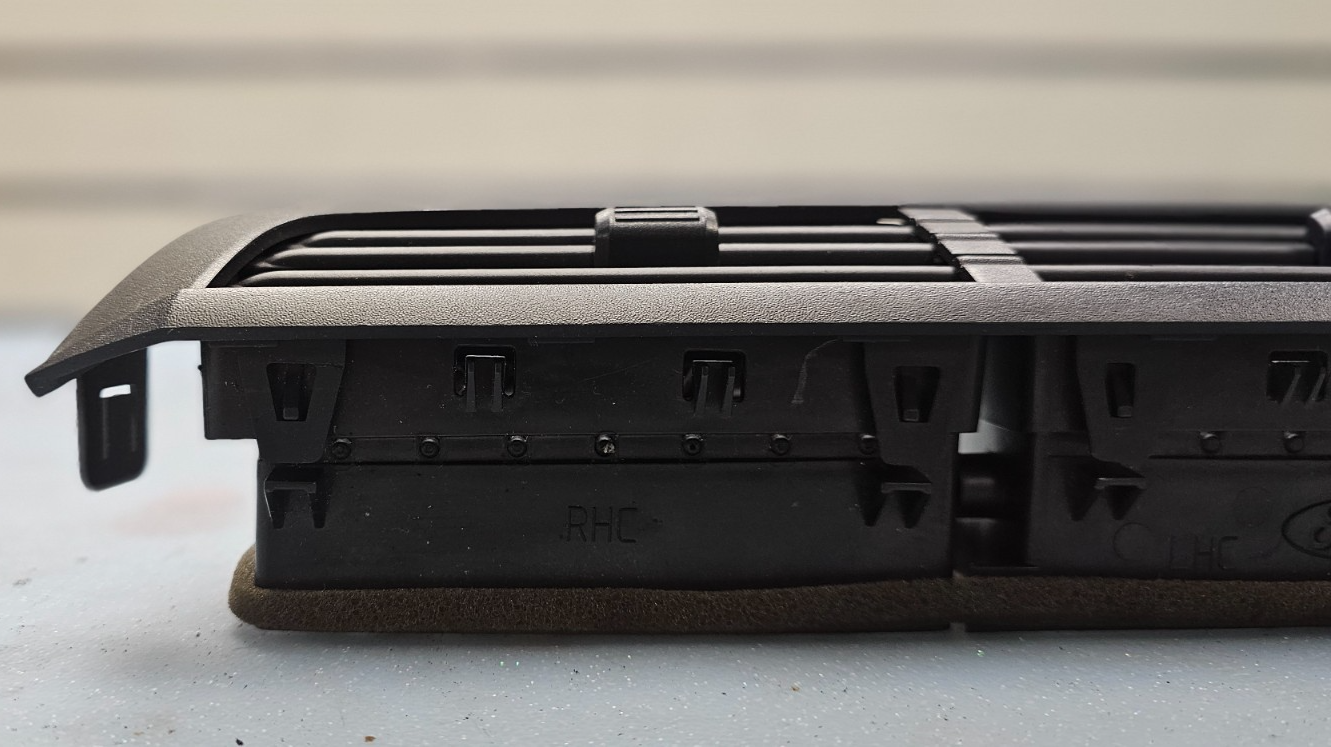🔥08-11 Ford Focus Front Upper Center Dash Dual Air Vent Bezel Trim Panel Black