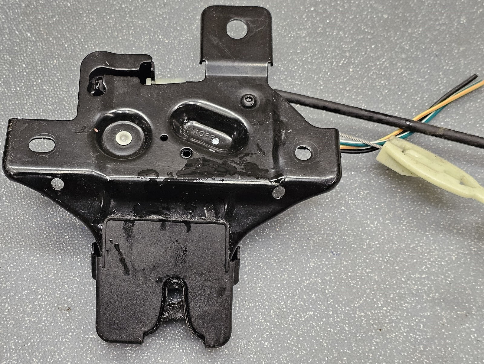 2006-2009 FORD FUSION MILAN MKZ TRUNK LID LATCH RELEASE LOCK ACTUATOR ASSEMBLY
