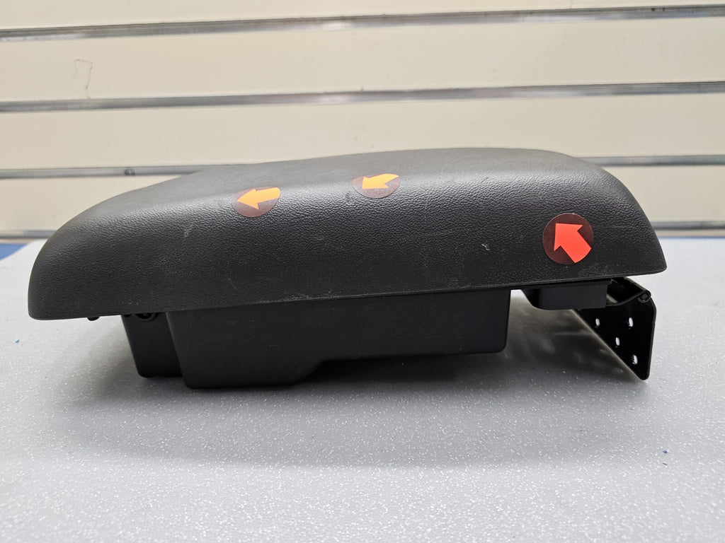 🔥07-09 Saturn Aura Center Console Arm Rest Leather Top Pad Cover Assembly Black
