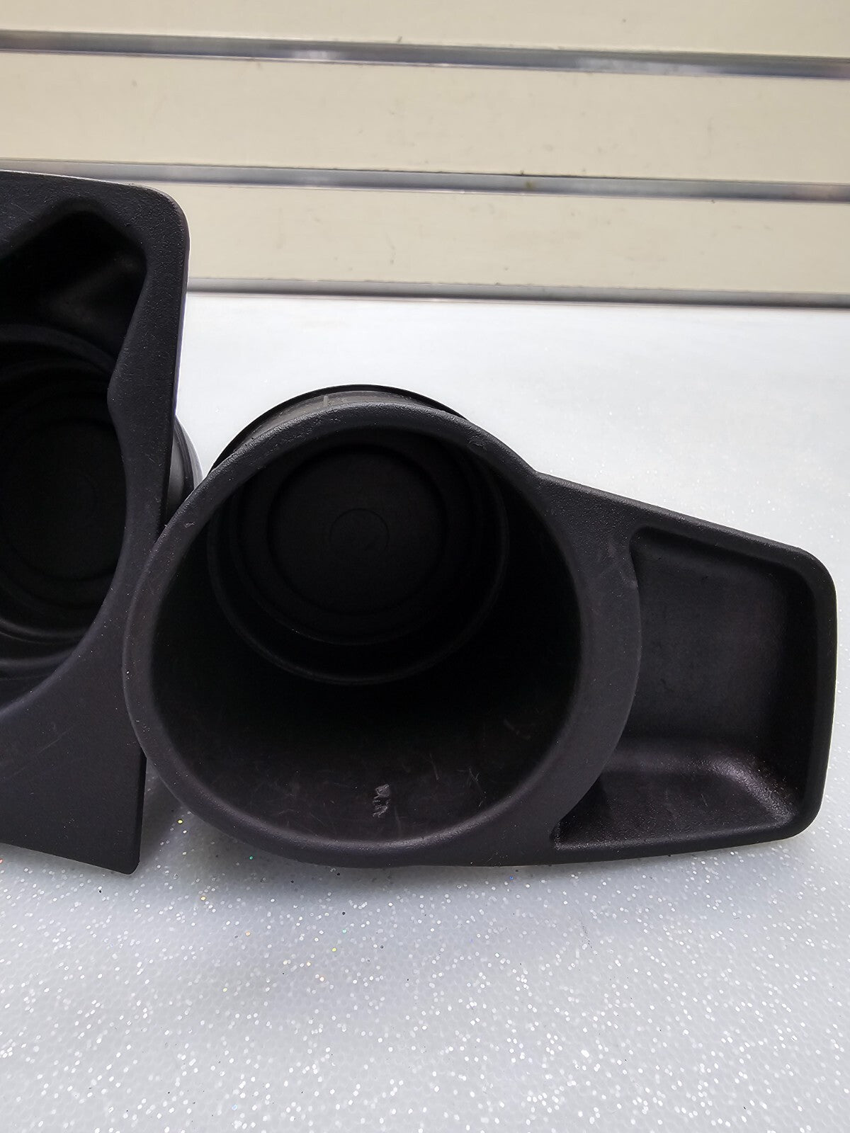 🔥04-07 Chevy Malibu Center Console Larger Cup Holder Rubber Insert Set OEM