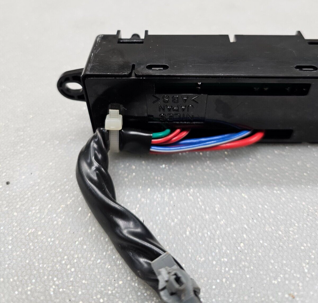 🔥2005-2015 Nissan Armada Titan FRONT PASSENGER seat switch Assembly 4 way OEM