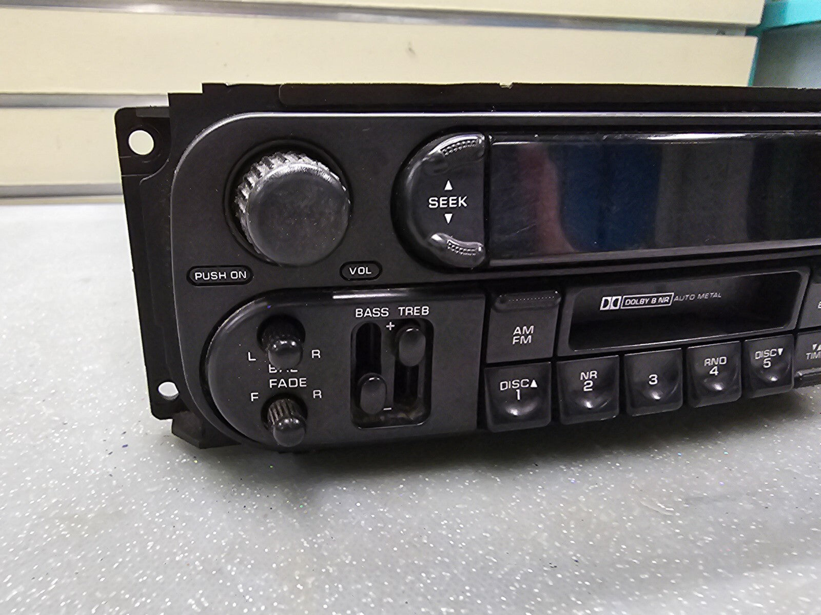 🔥02-07 Dodge Caravan Jeep Chrysler Raz Radio CD Player & Cassette Tape AM FM