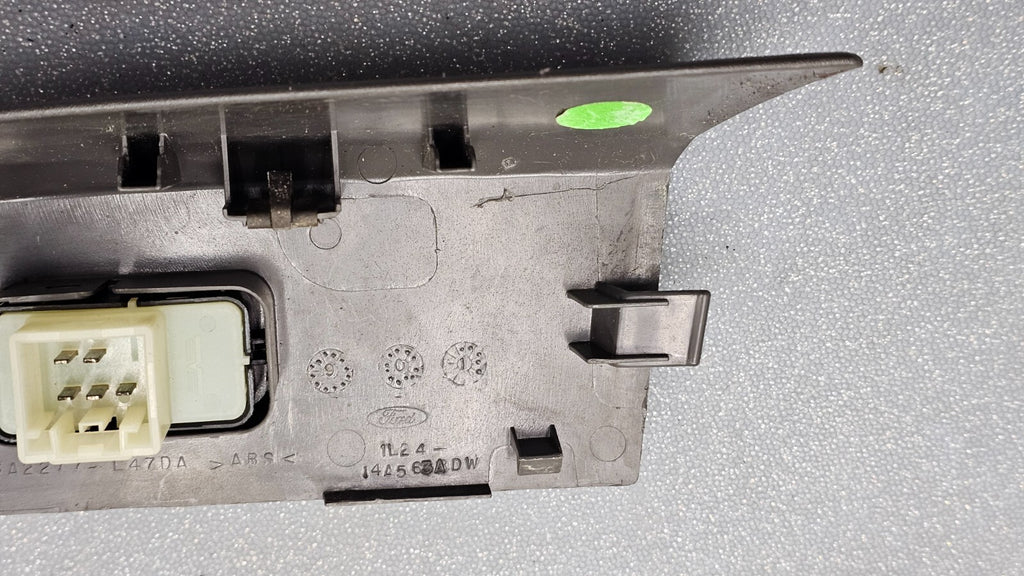🔥02-05 Explorer Front Right Passenger Power Door Window Control Switch Gray