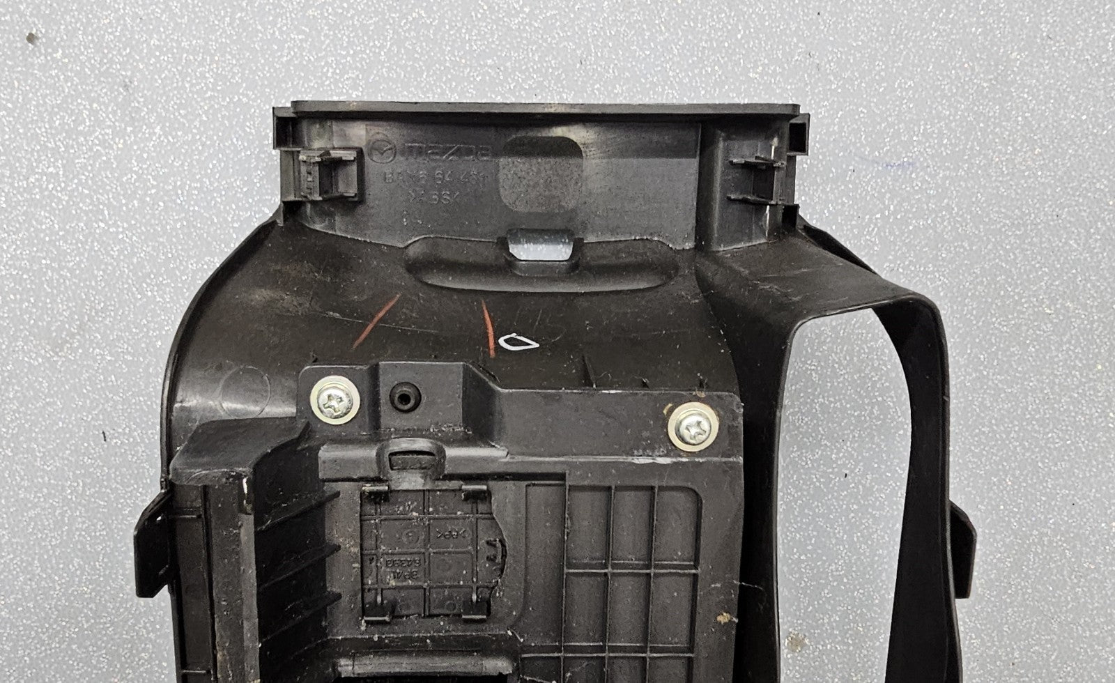 🔥04-06 MAZDA 3 CENTER CONSOLE CUP DRINK HOLDER FLOOR TRIM PANEL BEZEL BLACK
